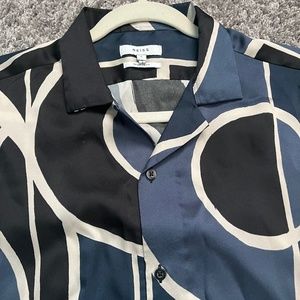 Men Reiss Dress Shirt, size Medium, multicolor